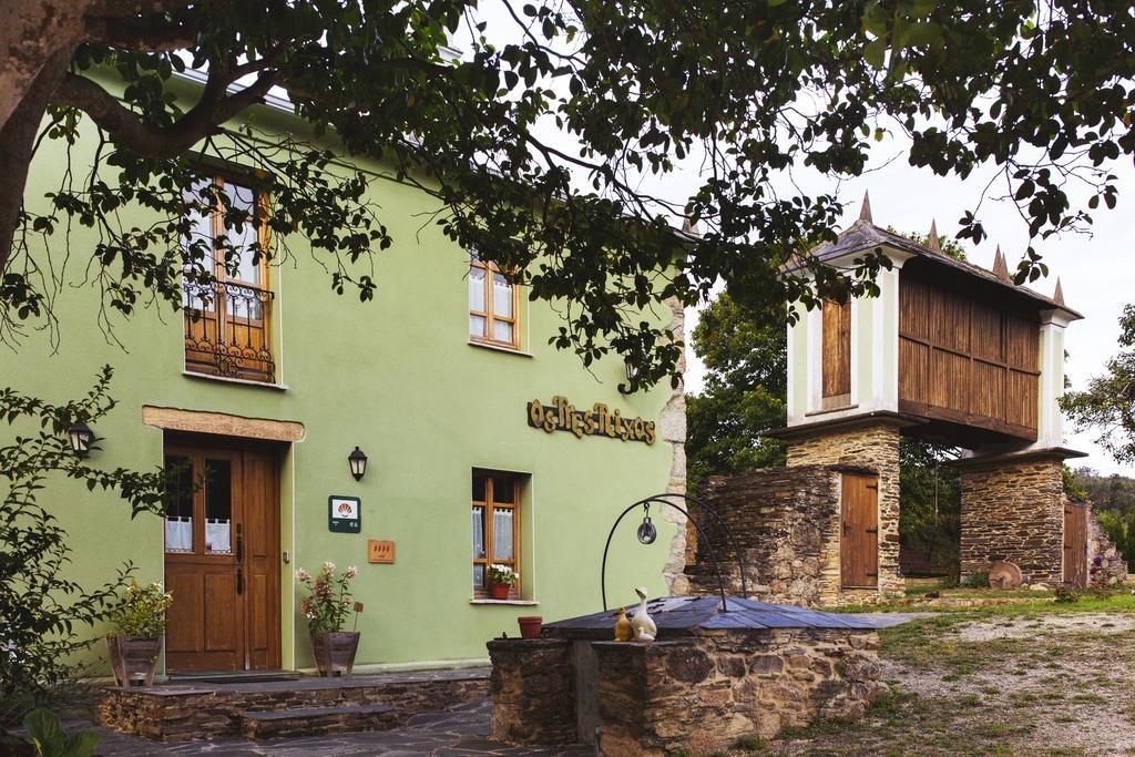 Os Tres Teixos Pension San Acisclo Buitenkant foto
